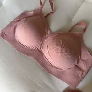 Victoria secret seamless adjustable  bra